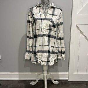 Merona Black and White Plaid Button Down Shirt